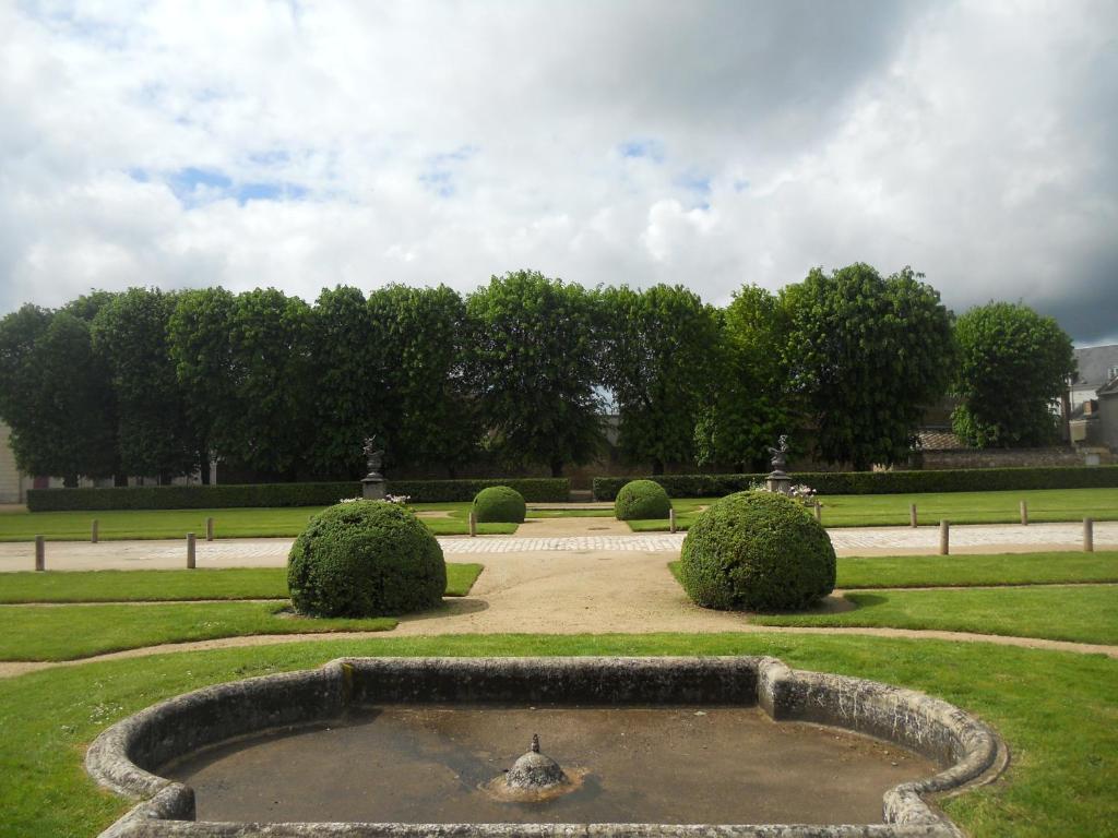 Hotel La Capitainerie Châteauneuf-sur-Loire Dış mekan fotoğraf
