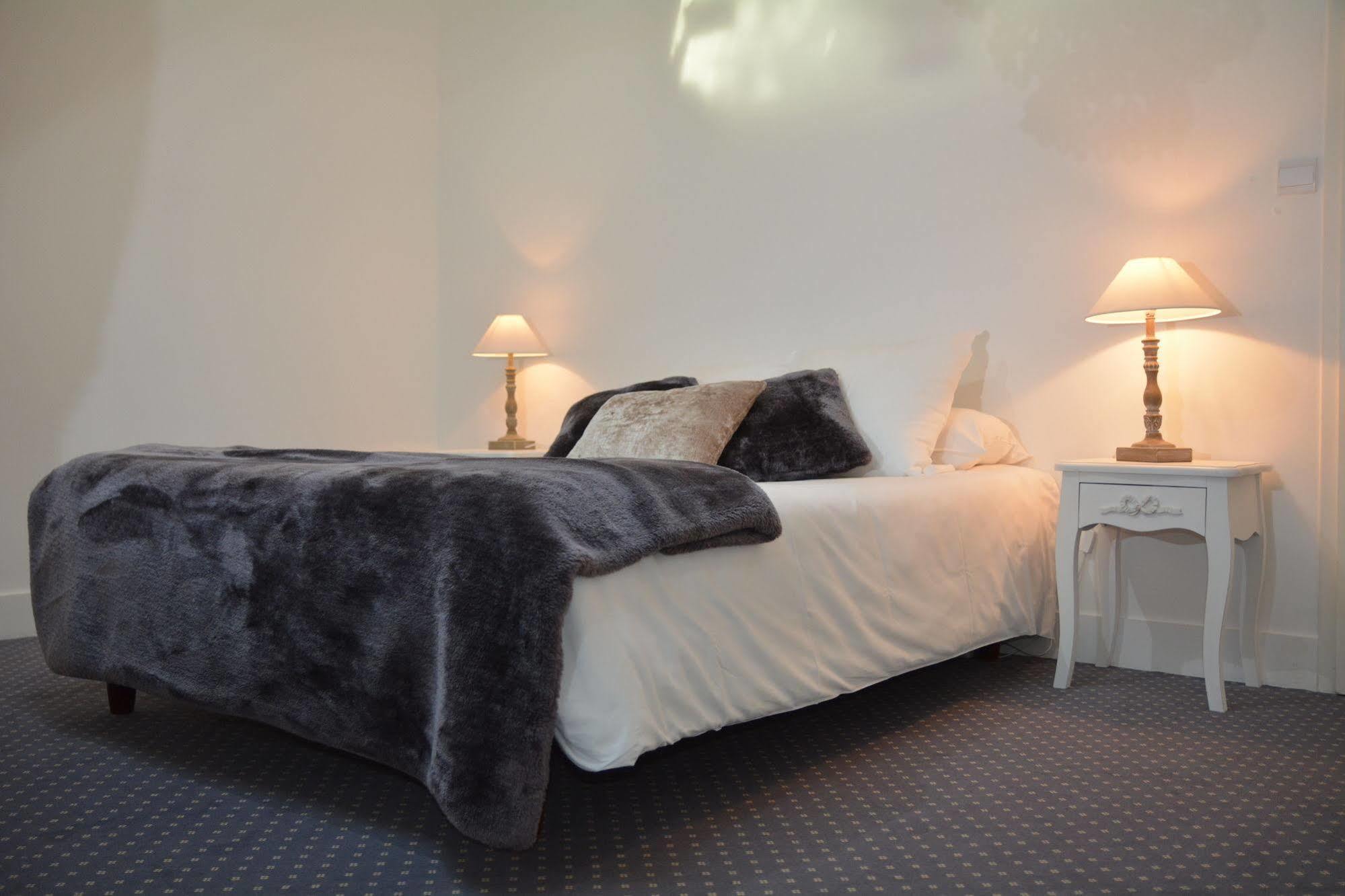 Hotel La Capitainerie Châteauneuf-sur-Loire Dış mekan fotoğraf